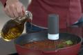 Automatic stirring device