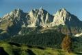 Image analysis software determines geographic location