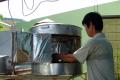 A HCMC resident made his own solar cookers