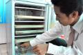 Incubator for hot water