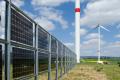 New solar cell batteries can generate electricity on both sides of the module