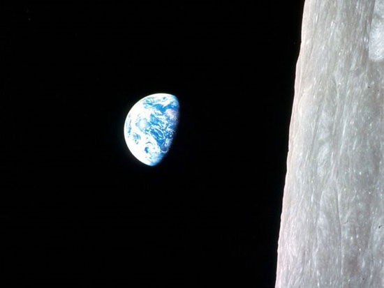 Picture 3 of 10 astronomical photos accompany the years