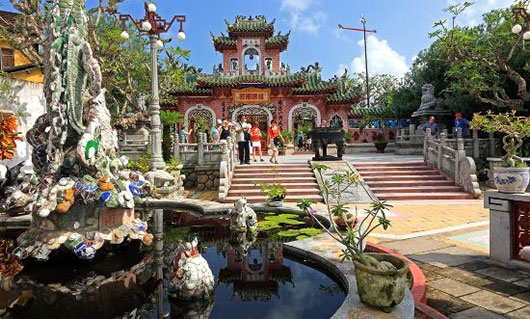Picture 3 of 10 best destinations in Vietnam in foreign newspapers