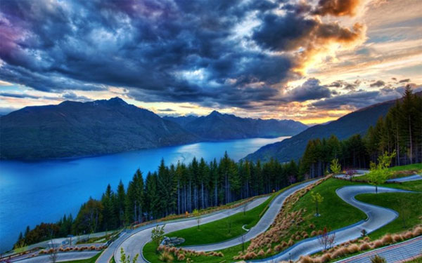 Picture 6 of 10 countries worth living in the world