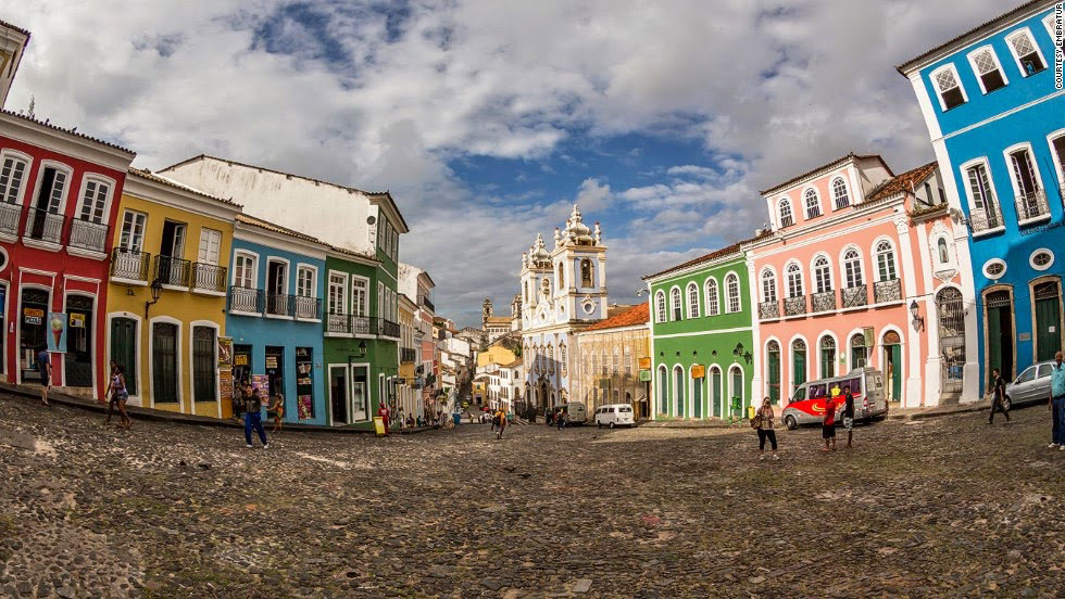 Picture 5 of 10 destinations cannot be missed when coming to Brazil
