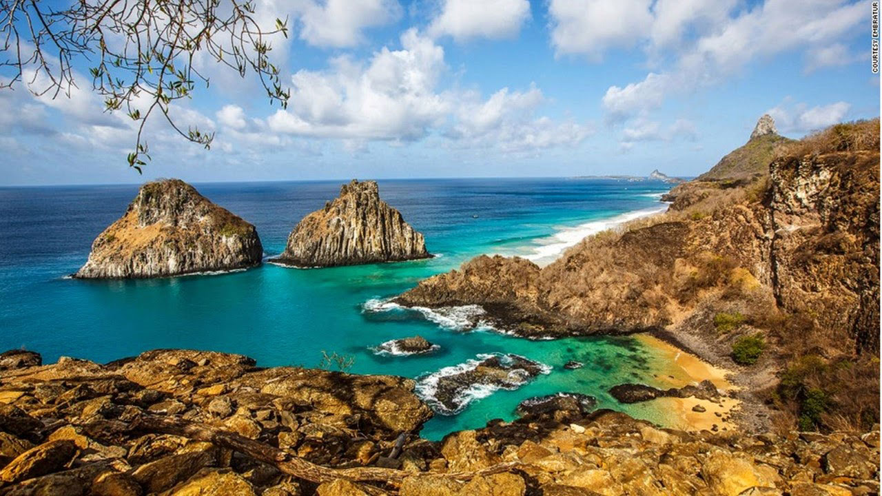 Picture 9 of 10 destinations cannot be missed when coming to Brazil