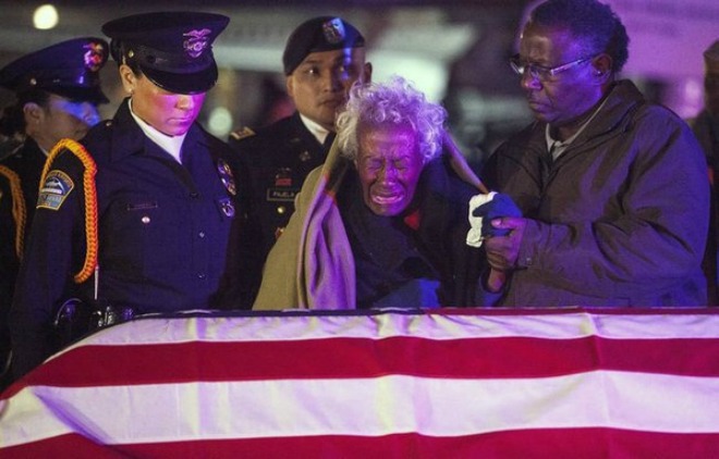 Picture 1 of 10 emotional moments that move your heart