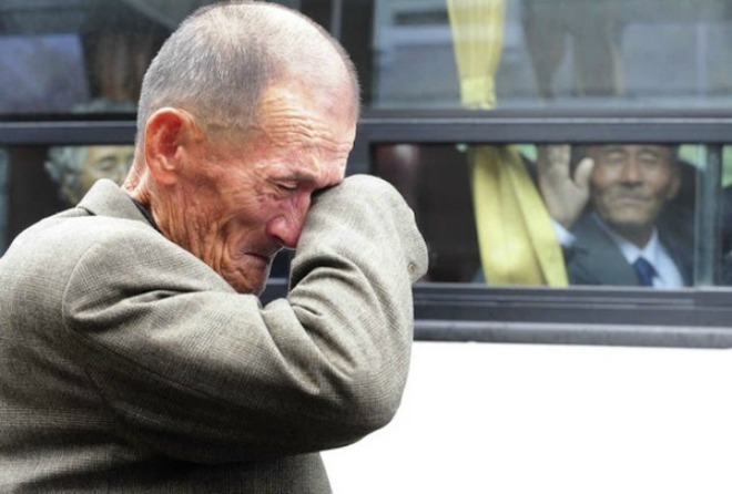 Picture 5 of 10 emotional moments that move your heart