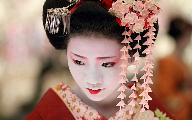 Picture 6 of 10 facts about geisha that you're not sure about