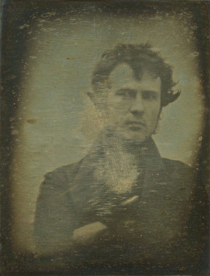 Picture 2 of 10 'first photos' in human photography history