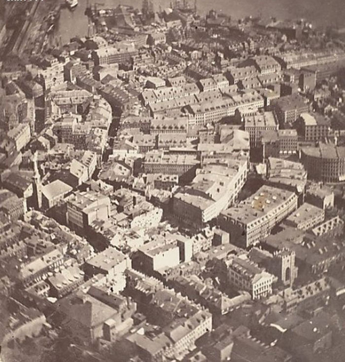 Picture 7 of 10 'first photos' in human photography history