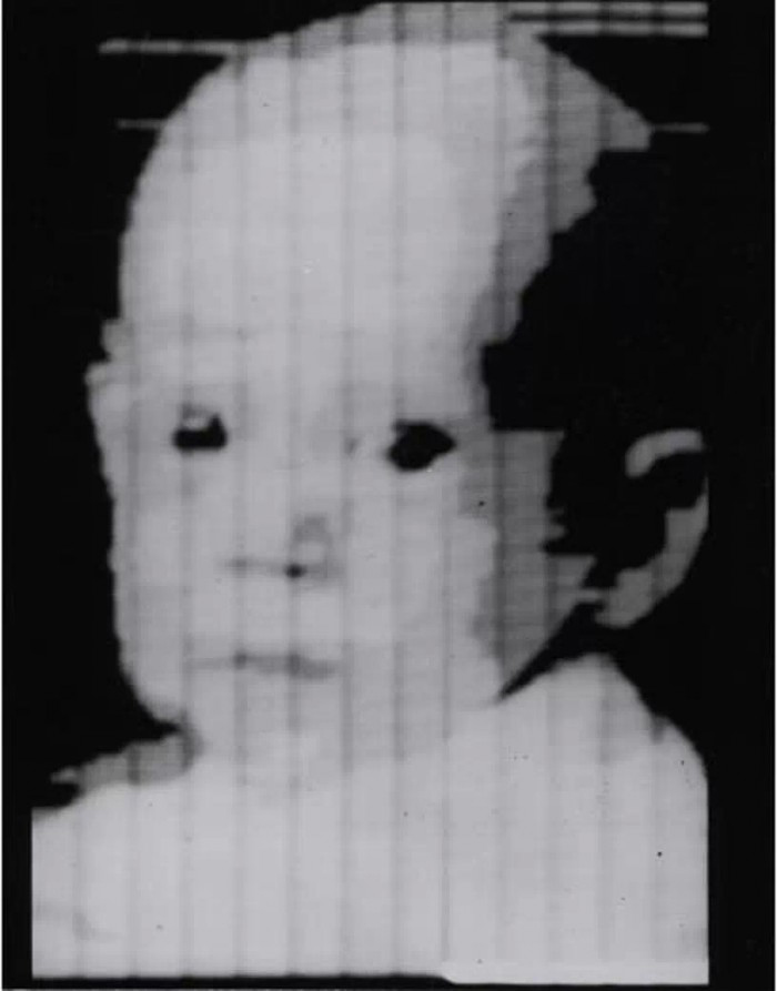 Picture 8 of 10 'first photos' in human photography history