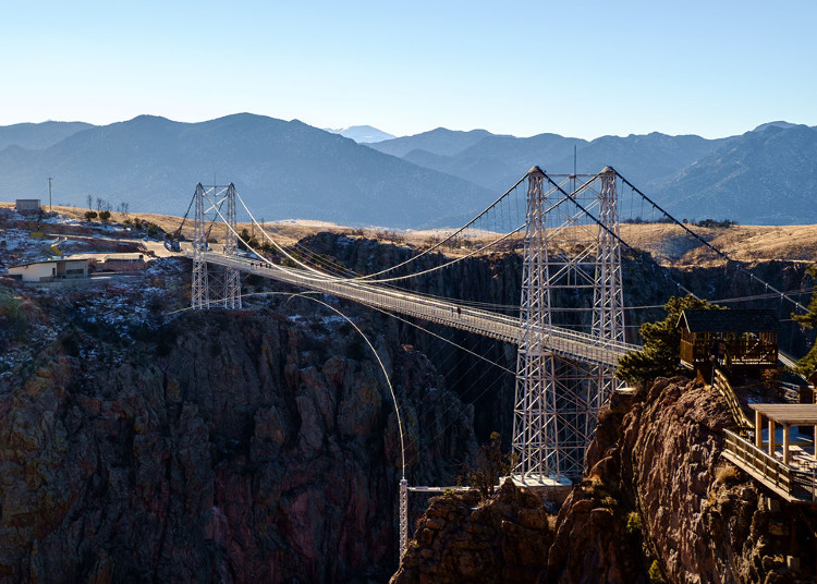 Picture 10 of 10 impressive suspension bridges in the world