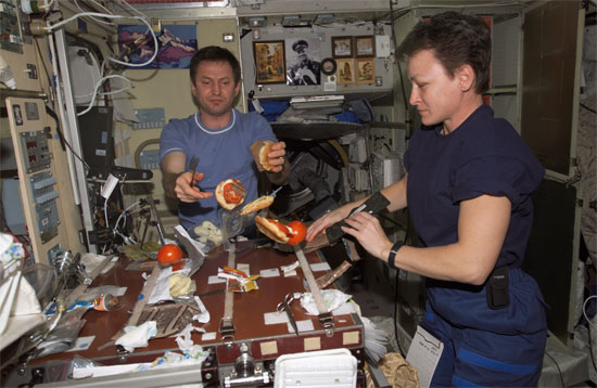 10 Interesting Facts About Astronauts Food