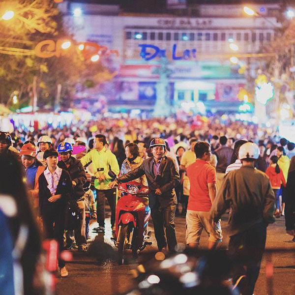 Picture 11 of 10 most famous night market in Vietnam