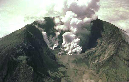 Picture 4 of 10 most frightening volcanoes in the world