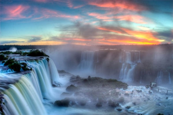 Picture 9 of 10 most majestic waterfalls on the planet