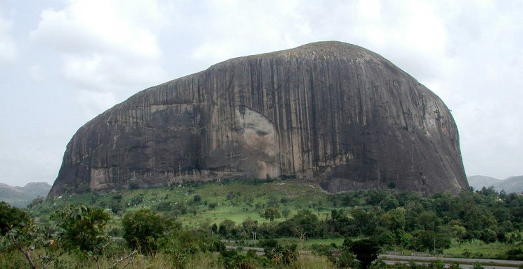 Picture 6 of 10 natural wonders are the largest monoliths in the world