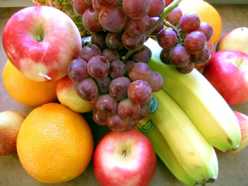 Picture 1 of 10 principles of eating help 'stay away from cancer'