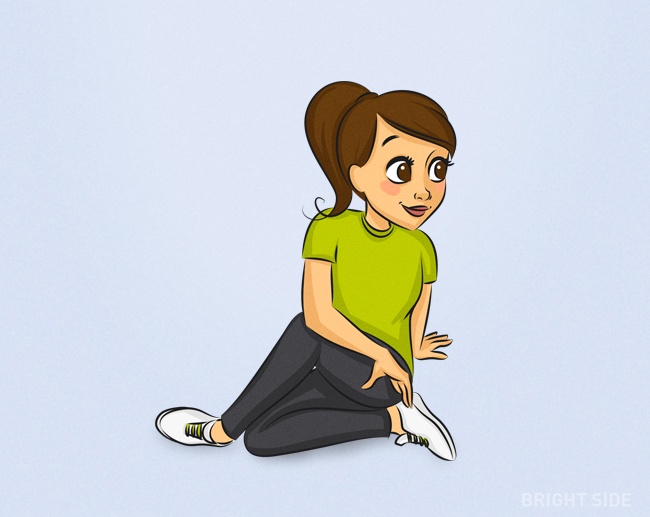 Picture 9 of 10 simple exercises for energetic mornings