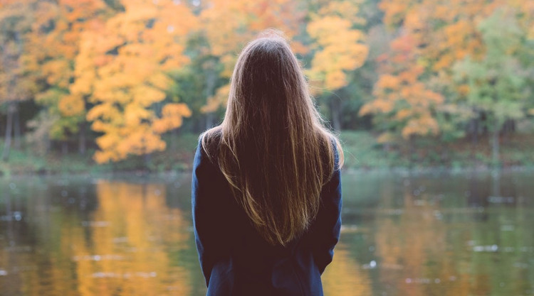Picture 1 of 10 things to know about seasonal depression