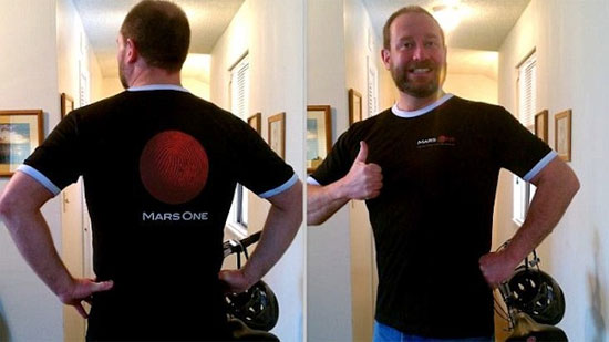 Picture 1 of 100,000 people registered on Mars