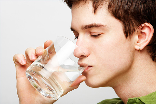 Picture 2 of 11 habits that lead to headaches
