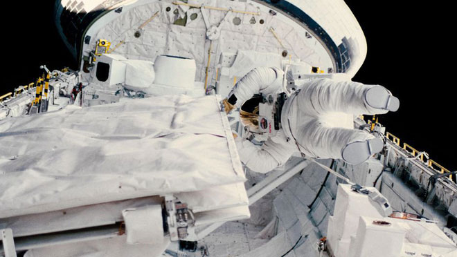 Picture 5 of 11 overwhelming photos of NASA astronauts