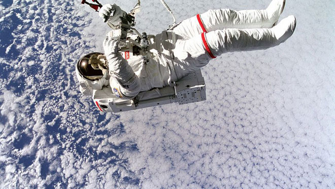 Picture 7 of 11 overwhelming photos of NASA astronauts