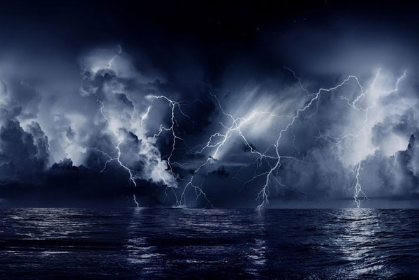 Picture 9 of 13 phenomena of miraculous light make you not believe your eyes