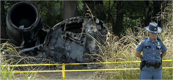 Picture 5 of 14 cases of rare death after a catastrophic plane crash