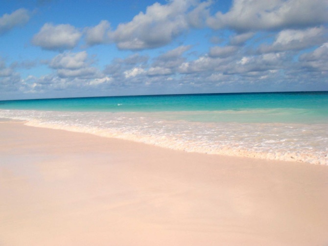 Picture 13 of 15 strange sandy beaches