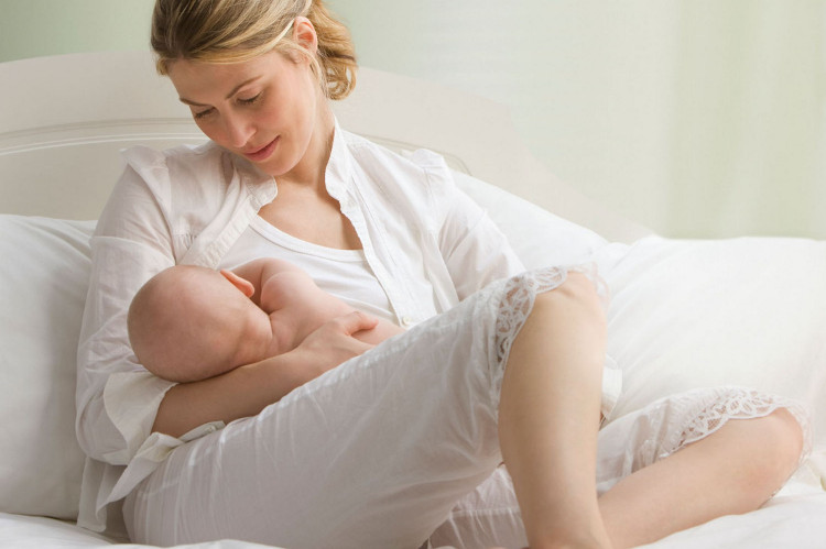 Picture 2 of 16 benefits of breastfeeding
