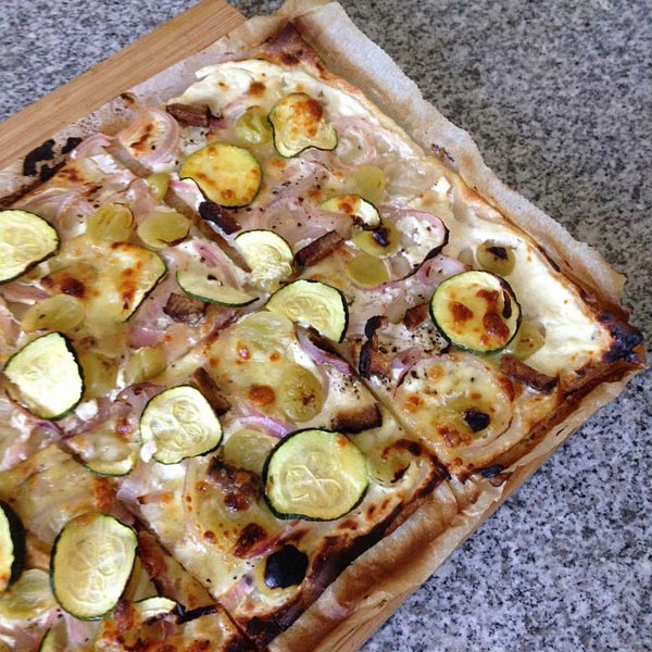 Picture 18 of 18 delicious pizza versions in the world