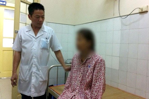 Picture 1 of 18, doctors risk of exposure to HIV with negative results
