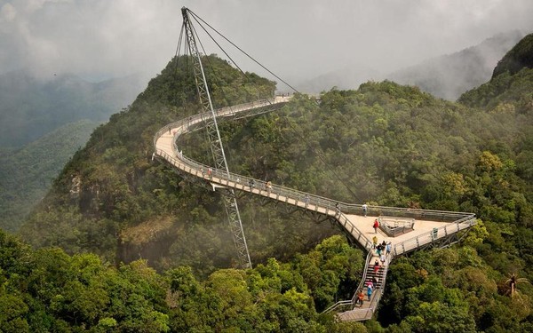 Picture 11 of 19 tourist destinations are not for the faint of heart