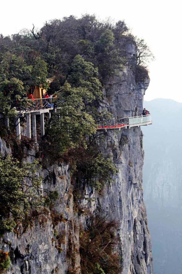 Picture 15 of 19 tourist destinations are not for the faint of heart