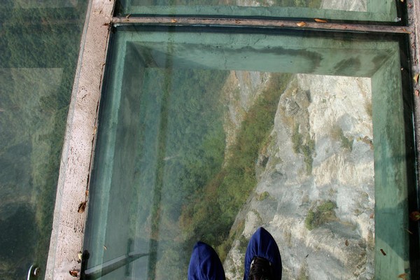 Picture 16 of 19 tourist destinations are not for the faint of heart