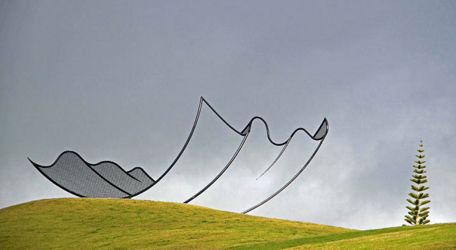 Picture 18 of 20 artworks 'say no' to gravity