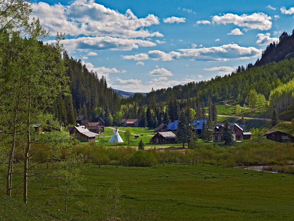 Picture 18 of 20 best hot spots in the world