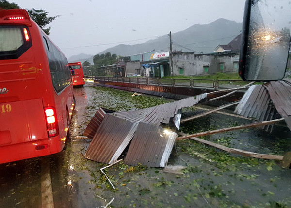 Picture 7 of 20 people died, 17 went missing because of Hurricane Damrey