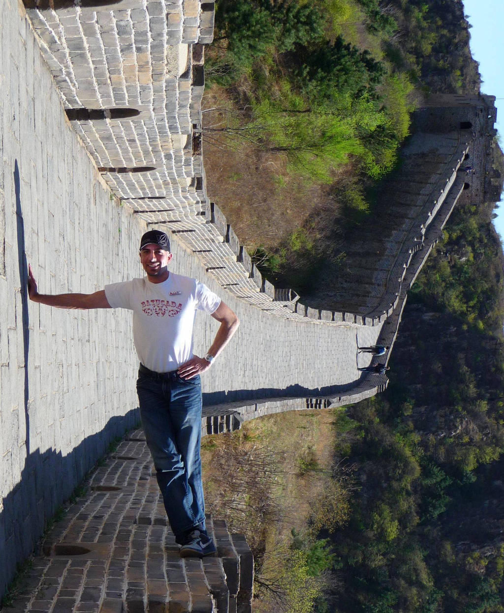 Picture 5 of 20 photos prove just changing the angle of shooting, you will have moments of magic