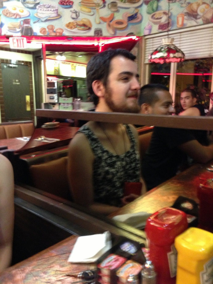 Picture 13 of 20 real fake fake pictures A visual fool made you dizzy