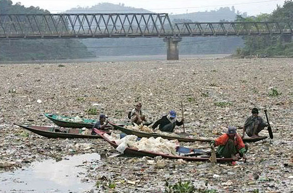 Picture 18 of 20 shocking photos of the devastation of humans on earth
