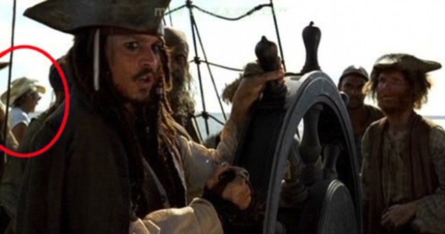 Picture 14 of 20 silly mistakes in movies that make fans 'fever out'