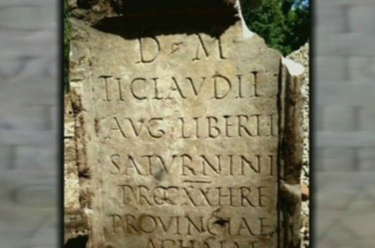 Picture 1 of 2000-year-old Roman tombstone was found in New York