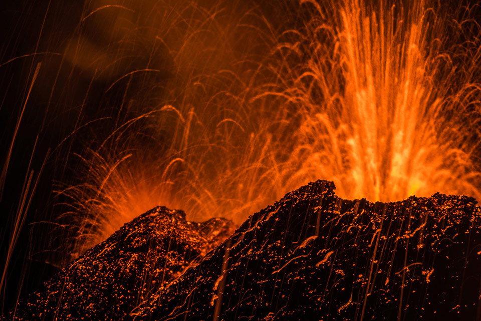 Picture 21 of 2015: The rise of volcanoes