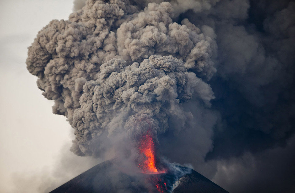 Picture 24 of 2015: The rise of volcanoes