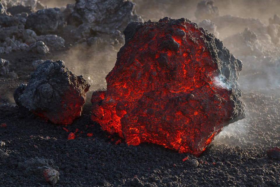 Picture 3 of 2015: The rise of volcanoes