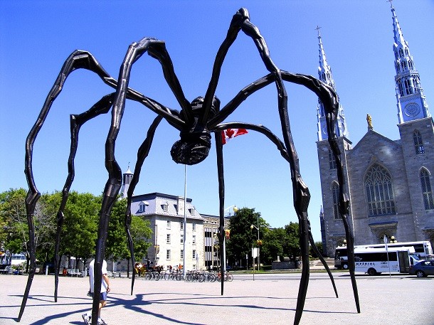 Picture 16 of 25 most monstrous 'statues' in the world